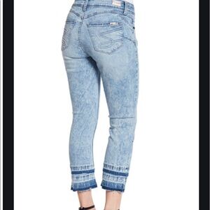 Seven7 Booty Shaper Crop Skinny Jeans